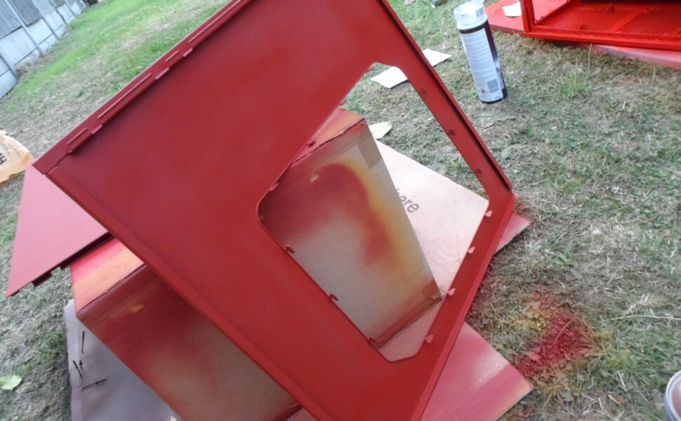 Learn How to Spray Paint your PC Case a New Color Fast