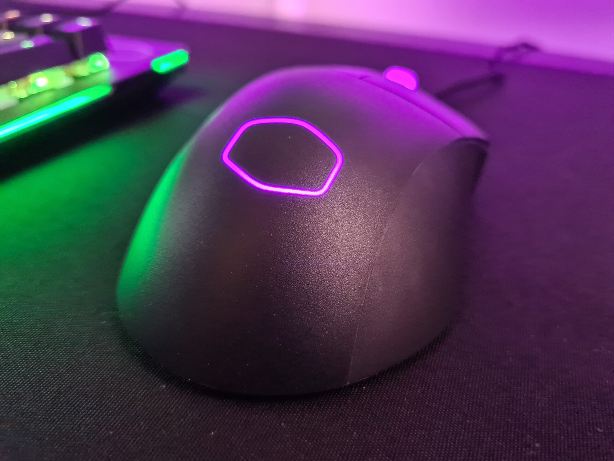 Cooler Master MM730 RGB Gaming Mouse Review