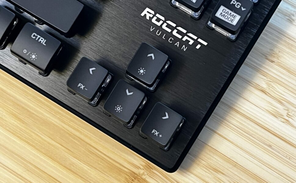 Vulcan TKL Pro Gaming Keyboard - Roccat Logo